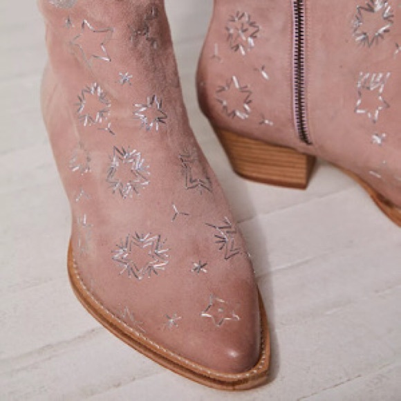 “NEW” Free People Bowers Embroidered Boot - Picture 2 of 13